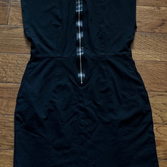 Ann Taylor Loft Black Dress Size 10 Zipper Back Cap Sleeve Knee Length CUTE EUC - Picture 9 of 12